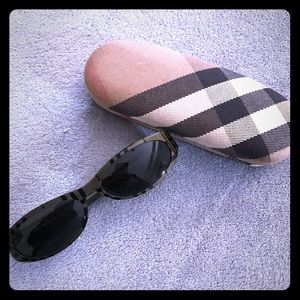 Burberry print sunglasses